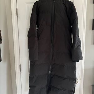 Women’s Canada Goose Mystique Parka Medium